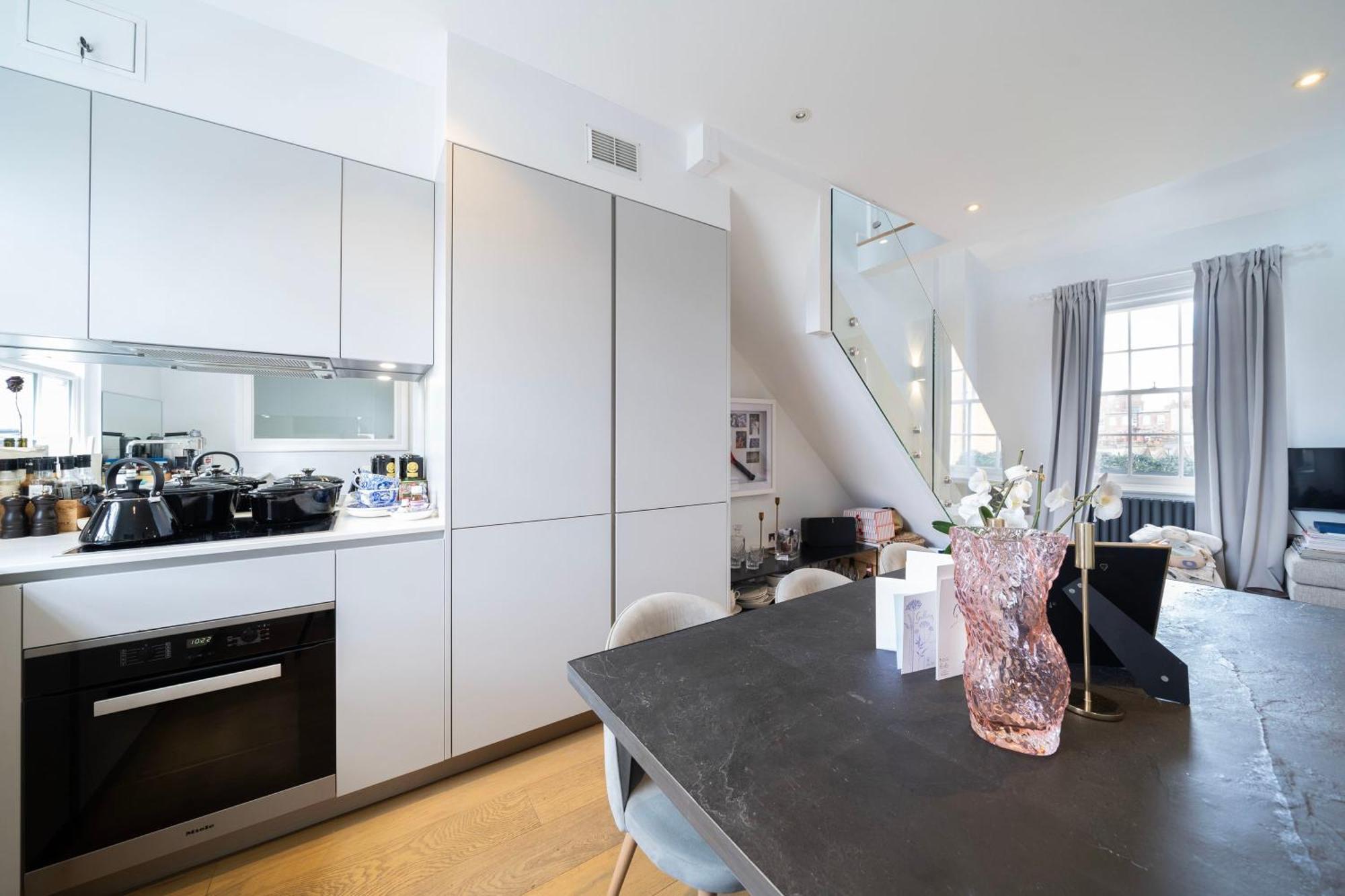 Beautiful 2Br Flat In The Heart Of Chelsea Apartment London Exterior photo